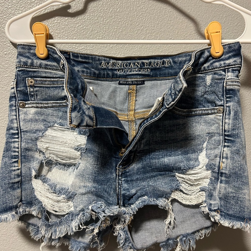 American Eagle Outfitters Ripped Blue Jean Shorts size 6